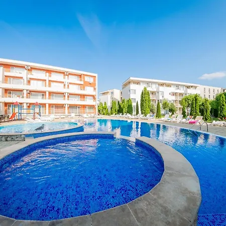 2 Nessebar Club Sunny Apartmán *