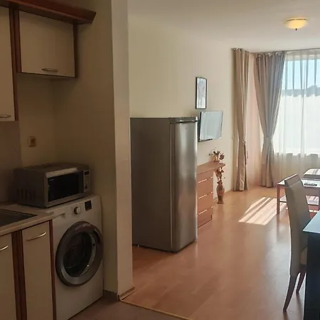2 Nessebar Club Sunny Apartmán *