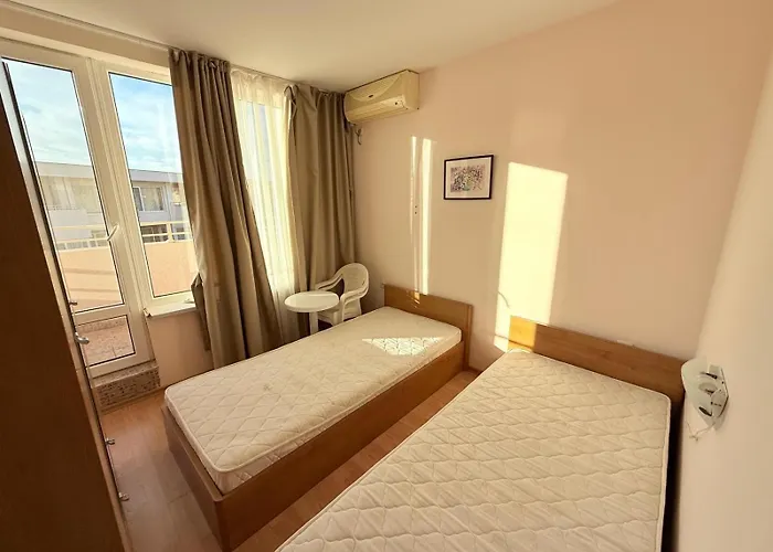 2 Nessebar Club Sunny Apartment *